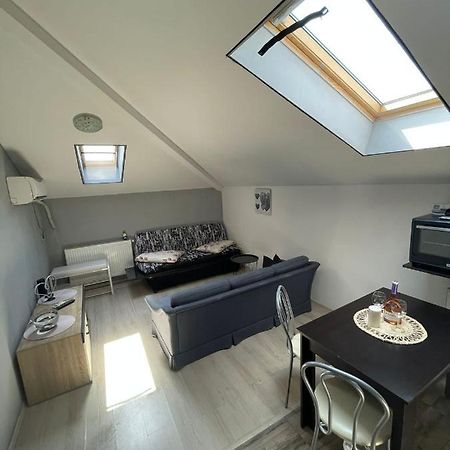 Apartament 2 Camere Chiajna Екстер'єр фото